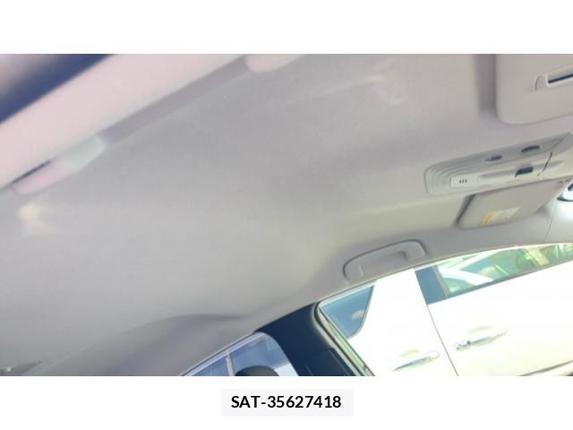 Toyota PRIUS 2018-02 8563230-16