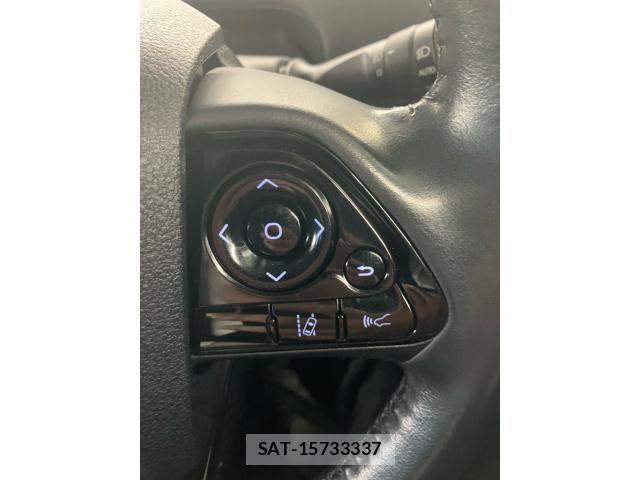 Toyota PRIUS 2021-09 8563210-14