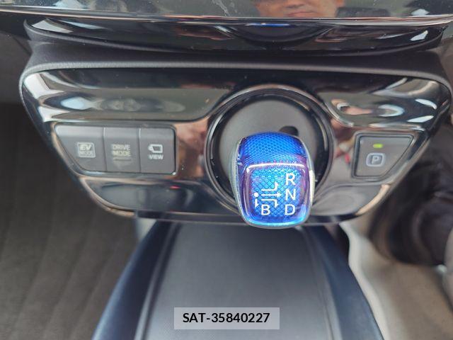 Toyota PRIUS 2020-01 8563217-16