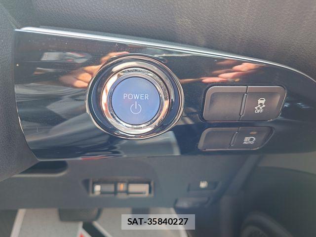 Toyota PRIUS 2020-01 8563217-18