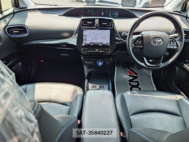 Toyota PRIUS 2020-01 8563217-8