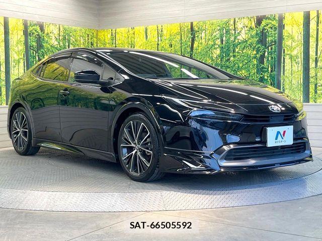 Toyota PRIUS 2023-08 8563192-15