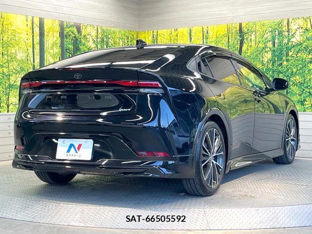 Toyota PRIUS 2023-08 8563192-16