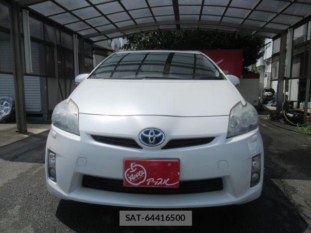 Toyota PRIUS 2011-08 8563256-10