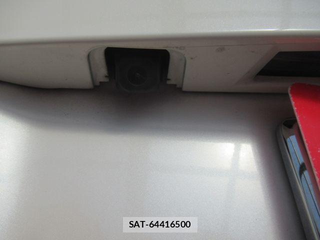 Toyota PRIUS 2011-08 8563256-25