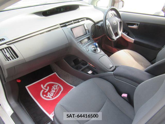 Toyota PRIUS 2011-08 8563256-5