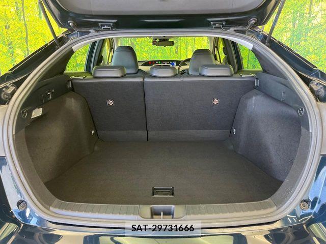 Toyota PRIUS 2022-01 8563209-10