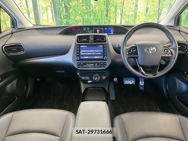 Toyota PRIUS 2022-01 8563209-2