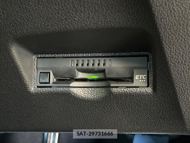 Toyota PRIUS 2022-01 8563209-6