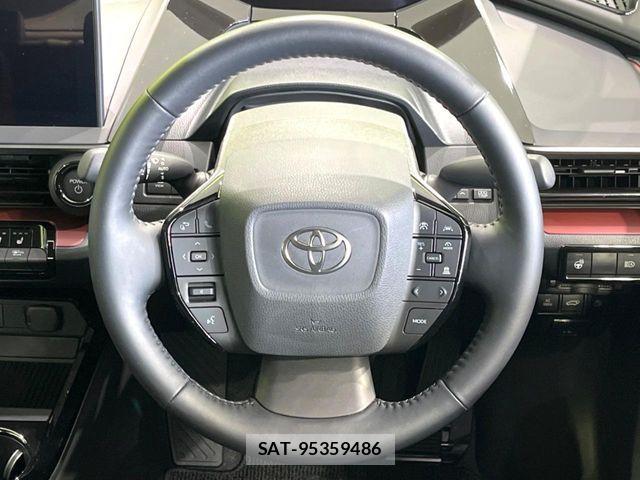 Toyota PRIUS 2023-04 8563203-10