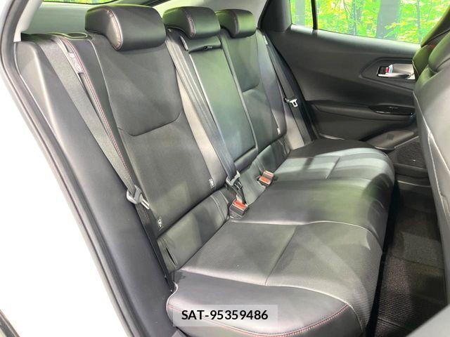 Toyota PRIUS 2023-04 8563203-8