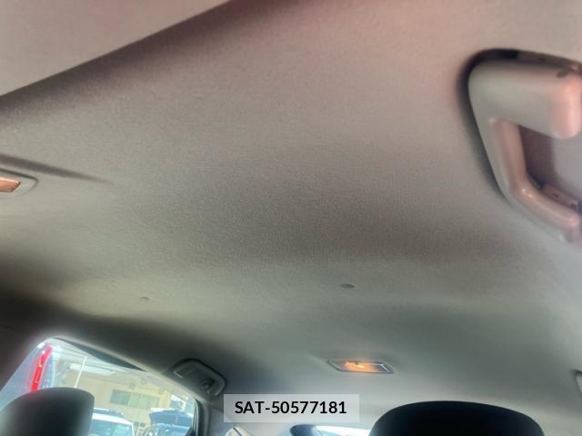 Toyota PRIUS 2012-02 8563257-13