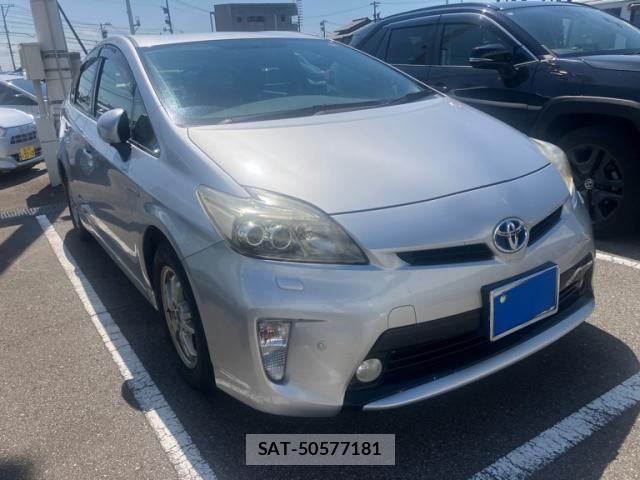 Toyota PRIUS 2012-02 8563257-1