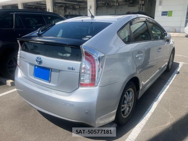 Toyota PRIUS 2012-02 8563257-3