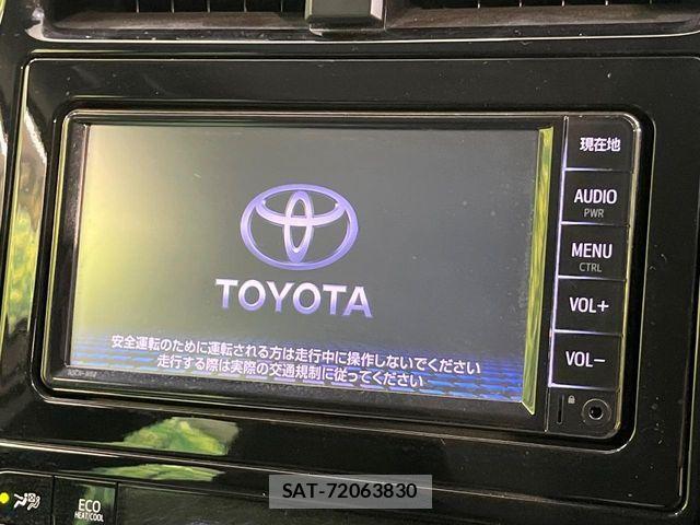 Toyota PRIUS 2019-09 8563219-3