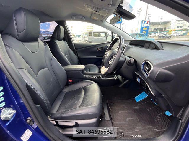Toyota PRIUS 2016-01 8563227-8