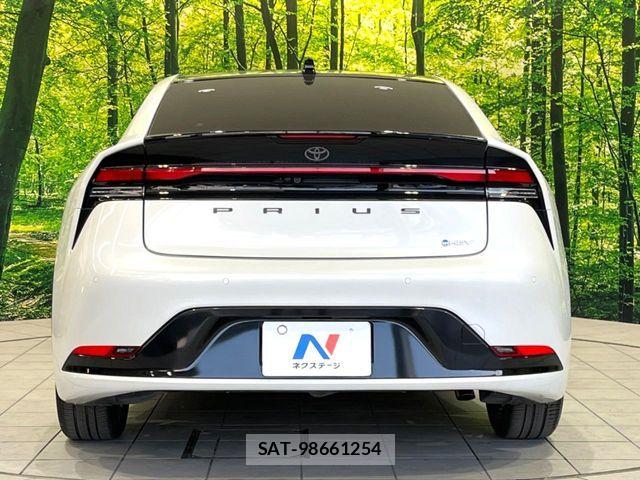 Toyota PRIUS 2024-02 8563200-14