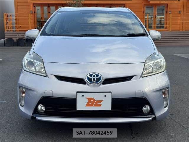 Toyota PRIUS 2014-01 8563244-8