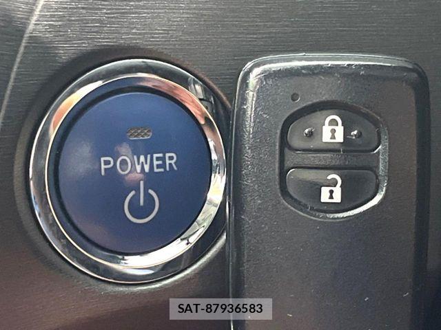 Toyota PRIUS 2012-10 8563243-6