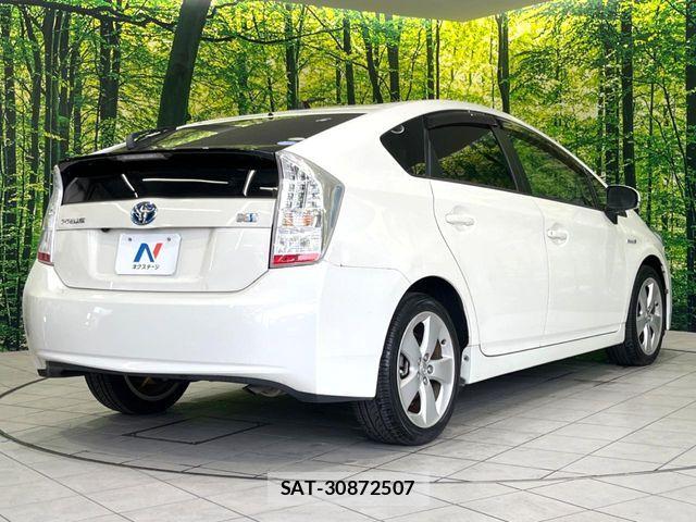 Toyota PRIUS 2010-08 8563232-16