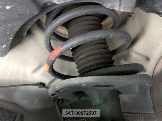 Toyota PRIUS 2010-08 8563232-19