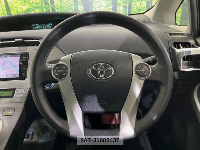 Toyota PRIUS 2015-01 8563239-10