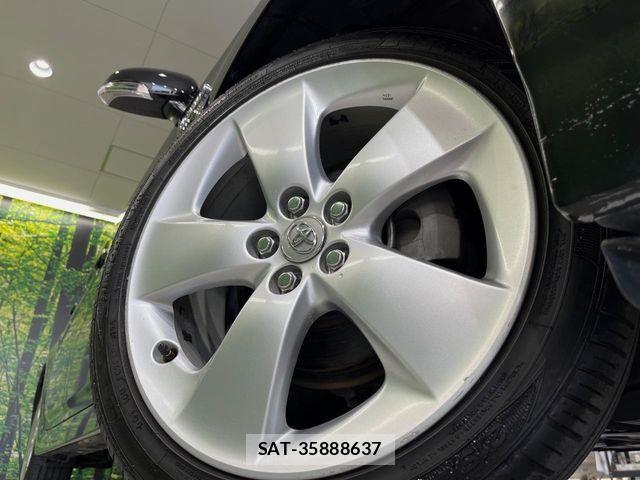 Toyota PRIUS 2015-01 8563239-12