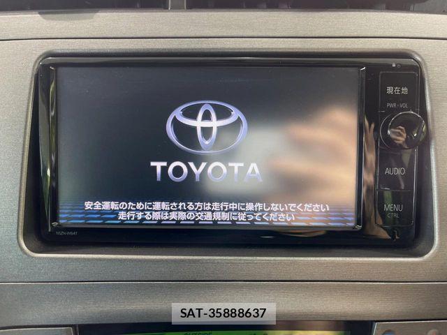 Toyota PRIUS 2015-01 8563239-2