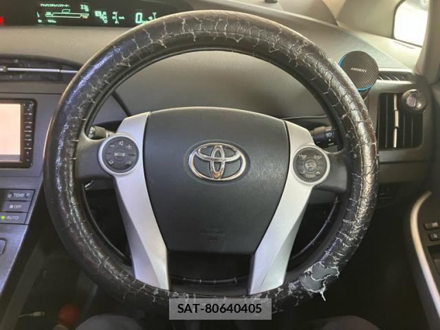 Toyota PRIUS 2010-03 8563264-14
