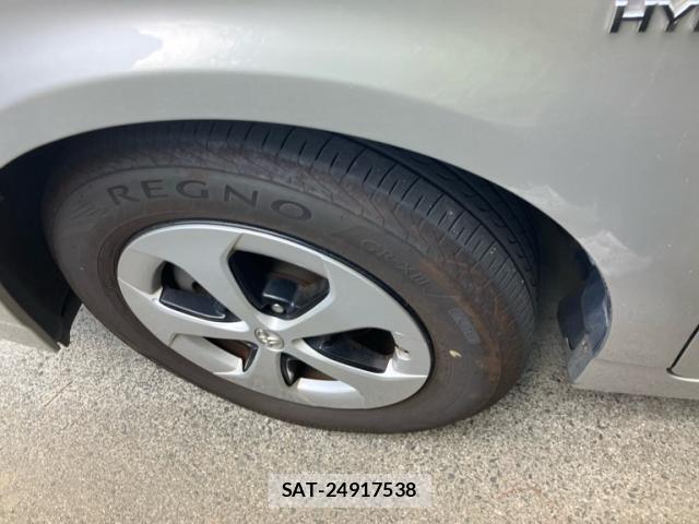 Toyota PRIUS 2012-02 8563260-6