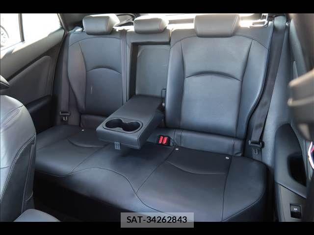 Toyota PRIUS 2016-01 8563211-16
