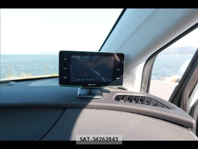 Toyota PRIUS 2016-01 8563211-25