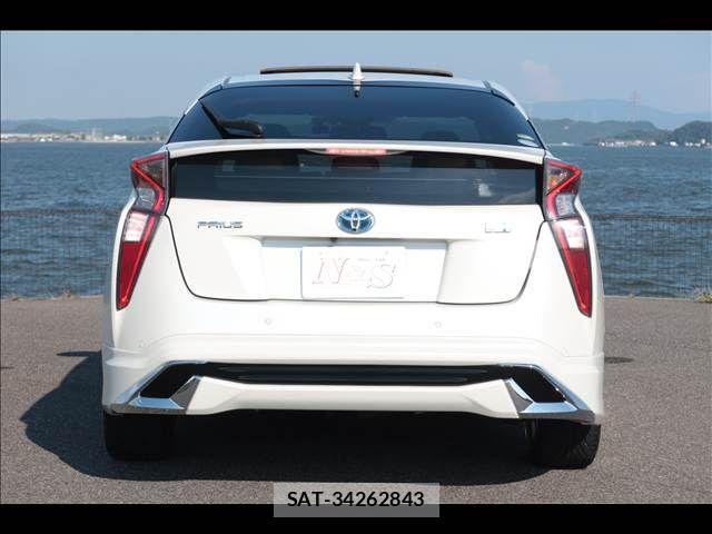 Toyota PRIUS 2016-01 8563211-4
