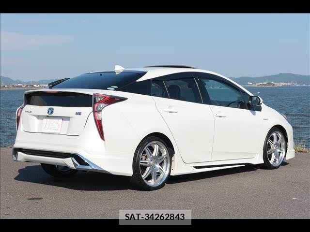 Toyota PRIUS 2016-01 8563211-7