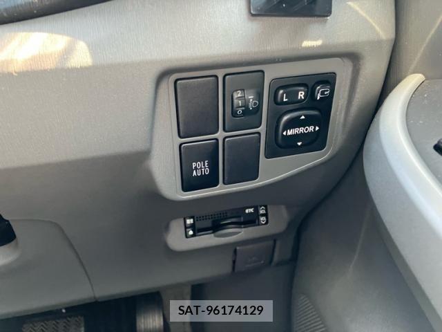 Toyota PRIUS 2009-08 8563258-14