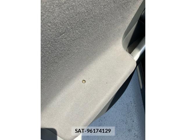 Toyota PRIUS 2009-08 8563258-21