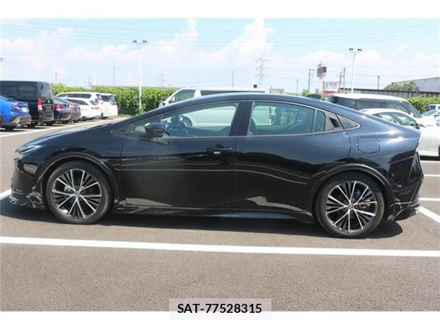 Toyota PRIUS 2023-03 8563199-15