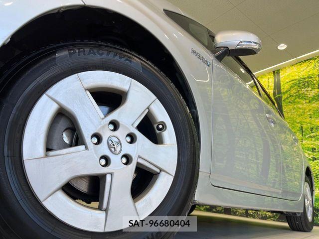 Toyota PRIUS 2010-03 8563245-12