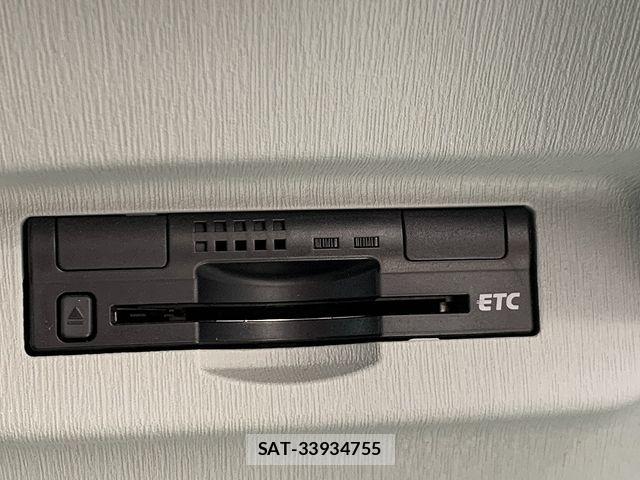 Toyota PRIUS 2013-01 8563246-9