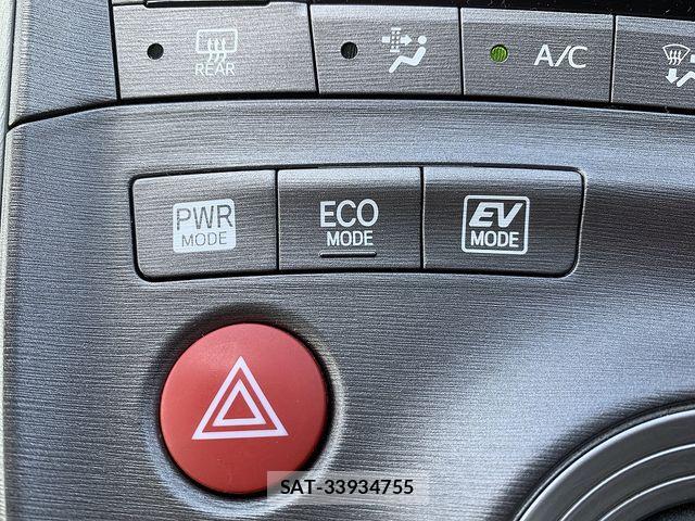 Toyota PRIUS 2013-01 8563246-12