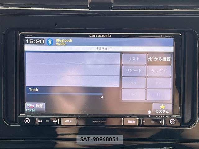 Toyota PRIUS 2016-03 8563225-22