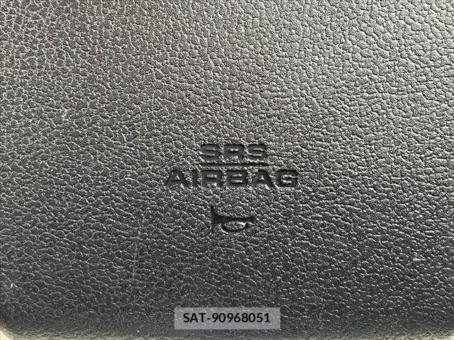 Toyota PRIUS 2016-03 8563225-26