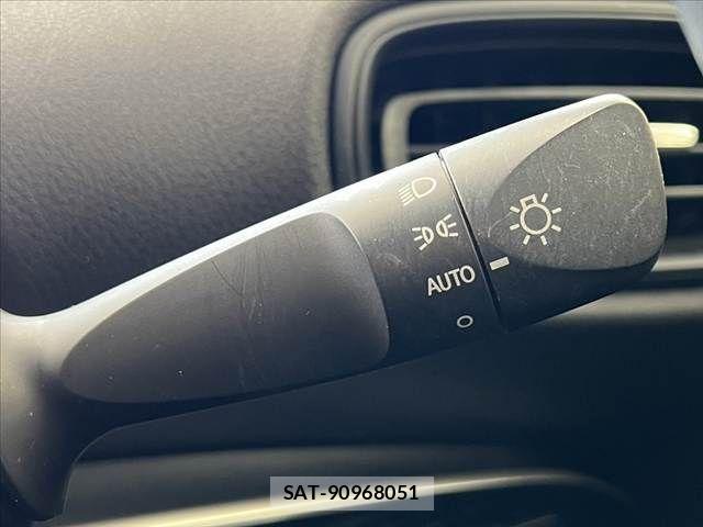 Toyota PRIUS 2016-03 8563225-5