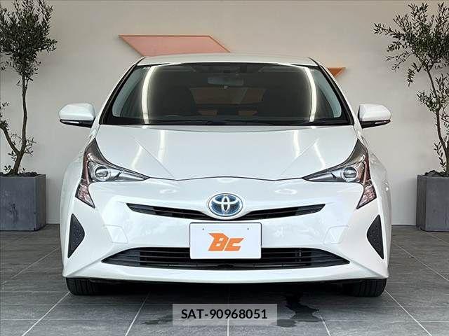 Toyota PRIUS 2016-03 8563225-8