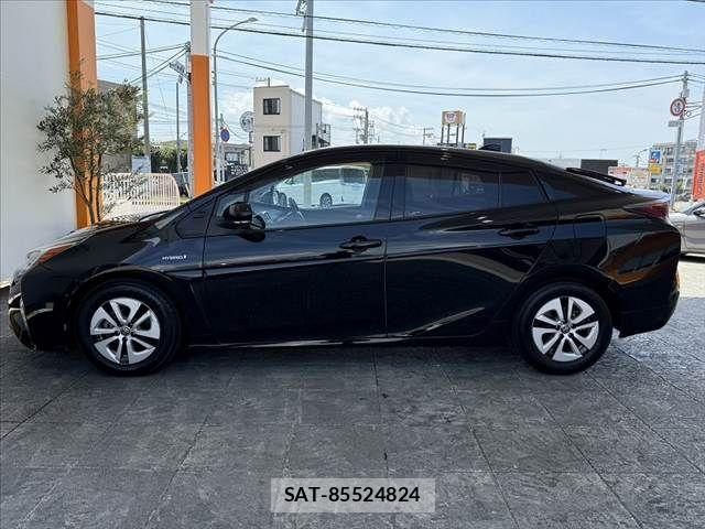 Toyota PRIUS 2016-05 8563240-10