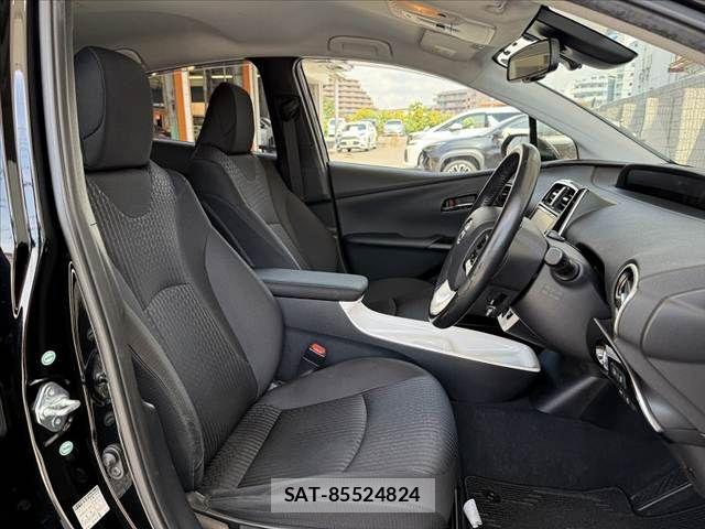 Toyota PRIUS 2016-05 8563240-15