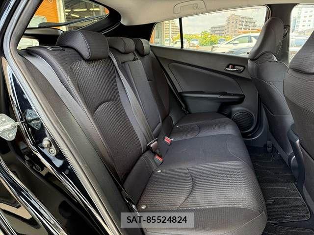 Toyota PRIUS 2016-05 8563240-17