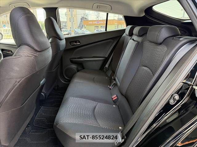 Toyota PRIUS 2016-05 8563240-18