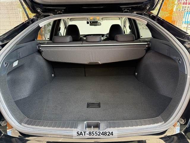 Toyota PRIUS 2016-05 8563240-19