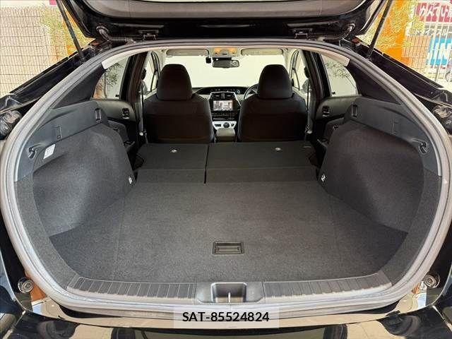 Toyota PRIUS 2016-05 8563240-20